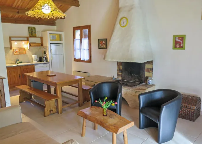 Casa de Férias Le Chataignier By Interhome